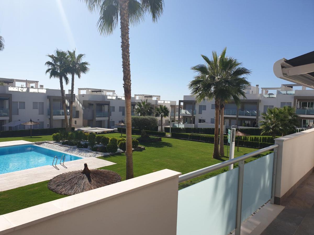 El Mirador Amelie Ground Floor Apartment In Torrevieja Punta Prima Wifi Pool And Close To Beach And Golf Esterno foto